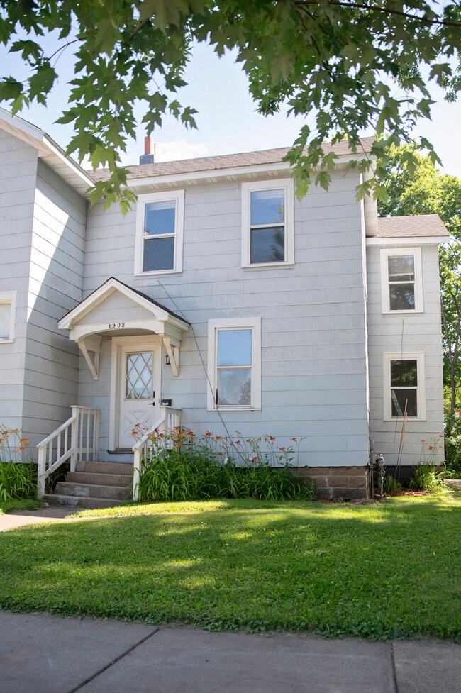 Photo - 1203 S Farwell St Unit 1203