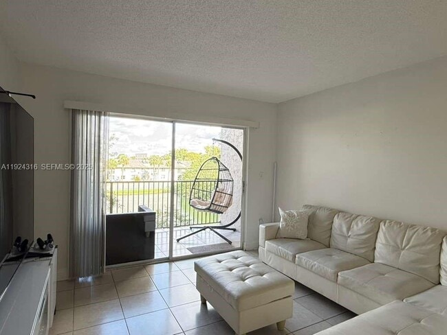 Photo - 15221 SW 80th St Unit 304