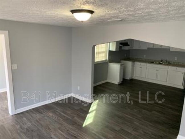 Photo - 1201 Lake Dr