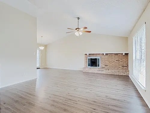 Building Photo - 503 Thorn Wood Dr