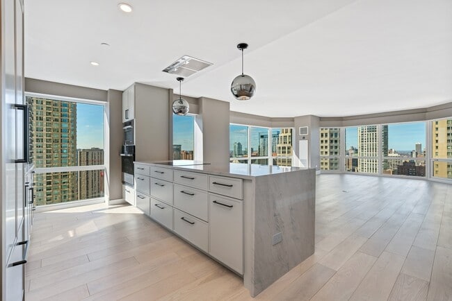 Photo - 100 E Huron St Condo Unit 02102