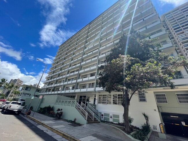 Building Photo - Modern Waikiki Studio with Stylish Upgrades & Spacious Lanai Unit 501