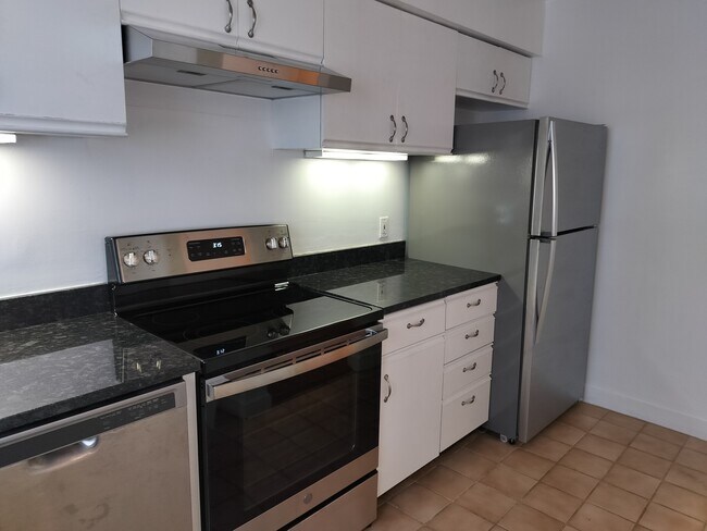 Photo - 332 Franklin St Unit 101B
