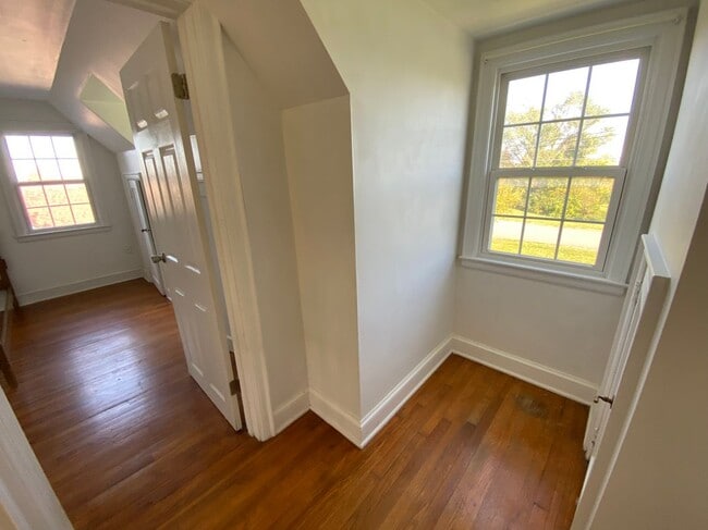 Photo - 129 Garber Ln