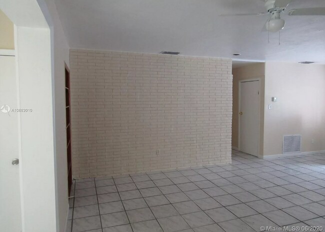 Photo - 3840 SW 31st Ct