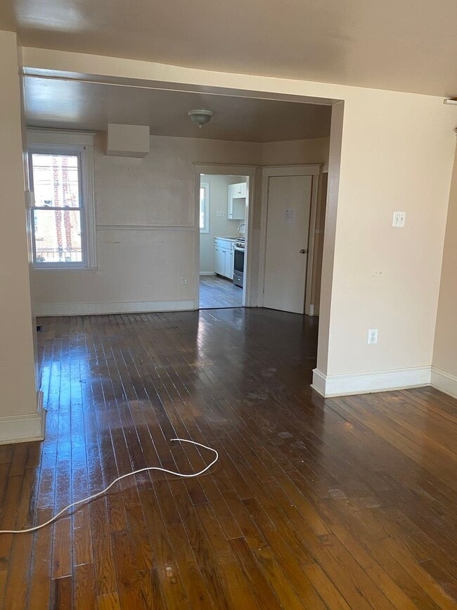 Newly Renovated 3 Bedroom and 1 Bathroom T... - Newly Renovated 3 Bedroom and 1 Bathroom T... Casa