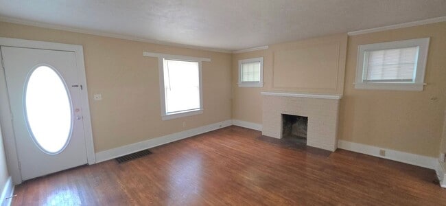 Photo - Rountree Area, Close to MSU! 2 Bedroom House!  $1095!