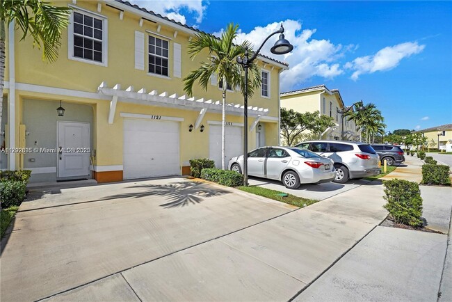 Building Photo - 1121 NW 41st Ln Rental