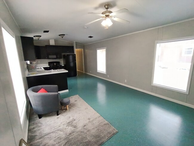 Photo - 9 Deerwood Park