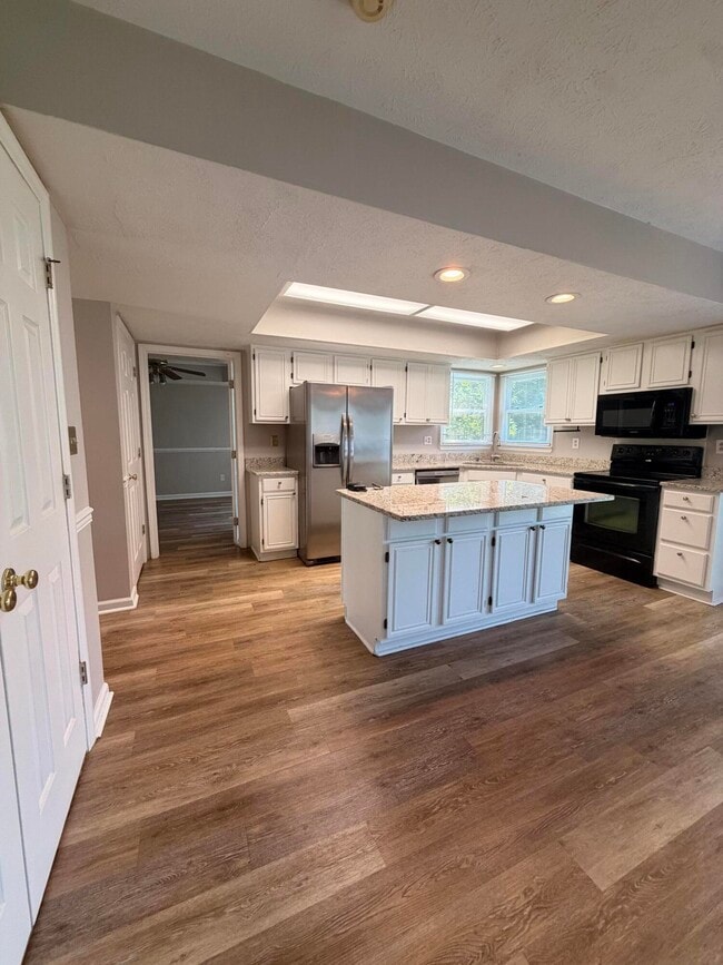 Photo - 3820 Muirfield Pl