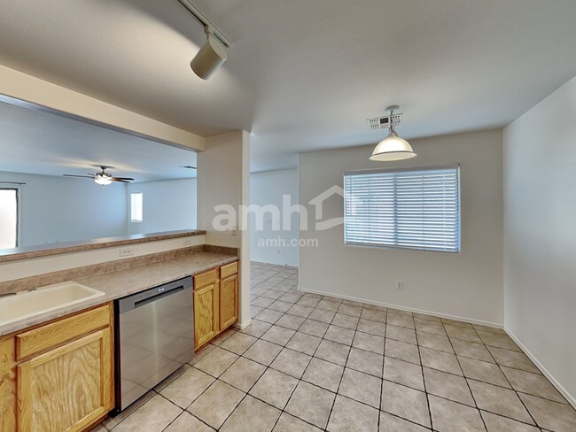 44744 W Paitilla Ln