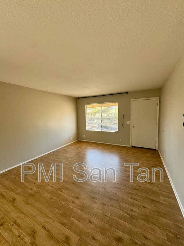 Photo - 1265 N Granite Reef Rd Townhome