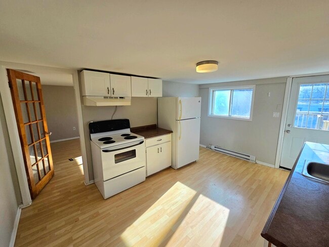 Building Photo - 83 Ludlow St Unit 3