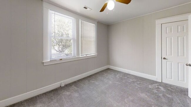 Photo - 3 Bedroom with Spacious basement