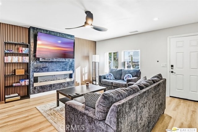 Photo - 66054 First St