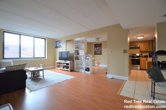 #316 - 85 Brainerd Rd