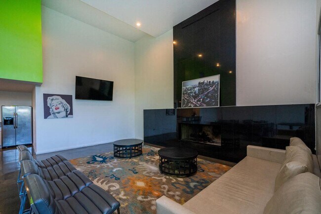 Universe at the Sycamores Apartments