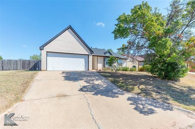 Photo - 717 Chanticleers Ln