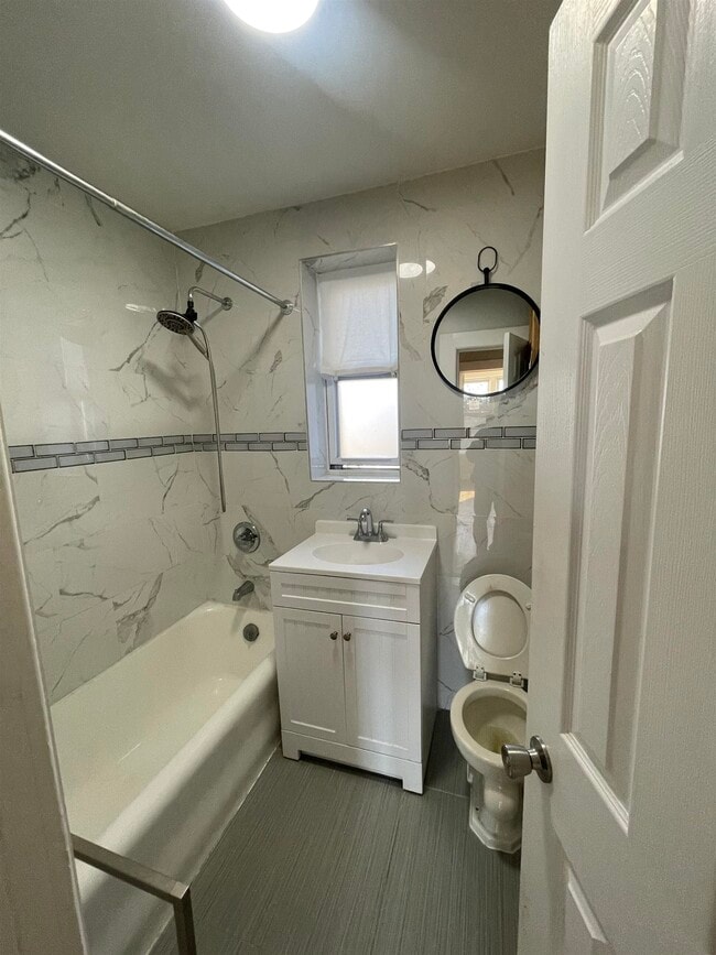 Photo - 120-122 W 39th St Unit C4