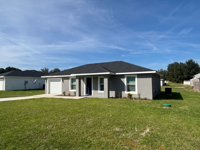 Photo - New Construction 3/2/ in Dunnellon
