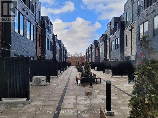 Photo - 3079 Pharmacy Ave