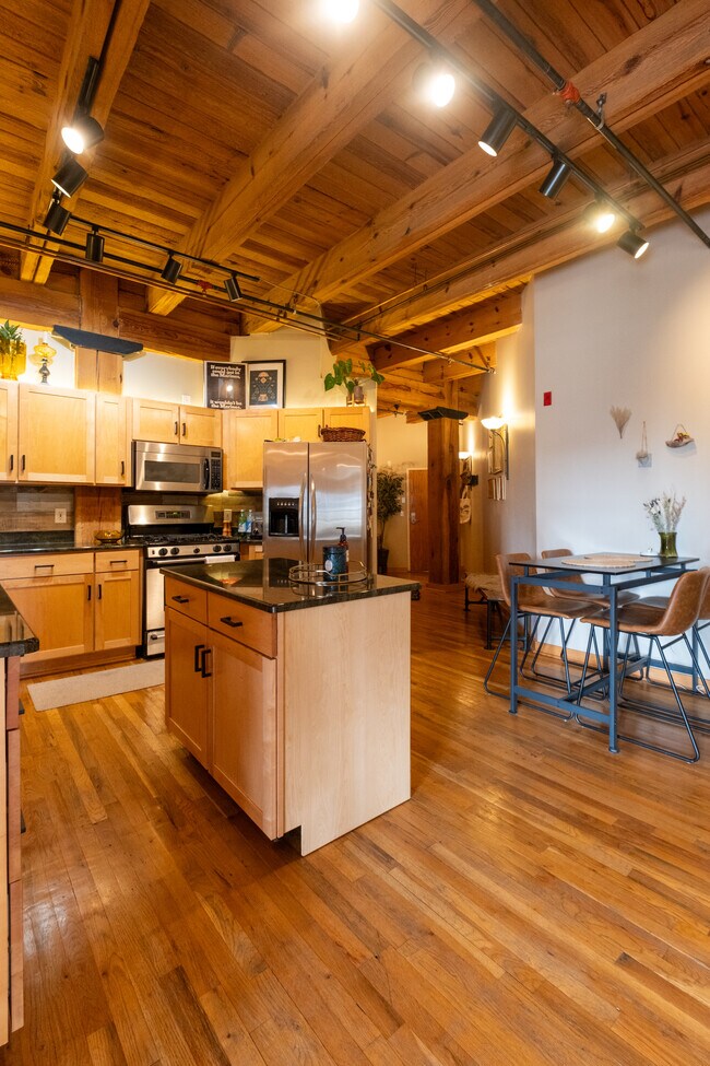 Photo - 413 N 2nd St Unidad 310
