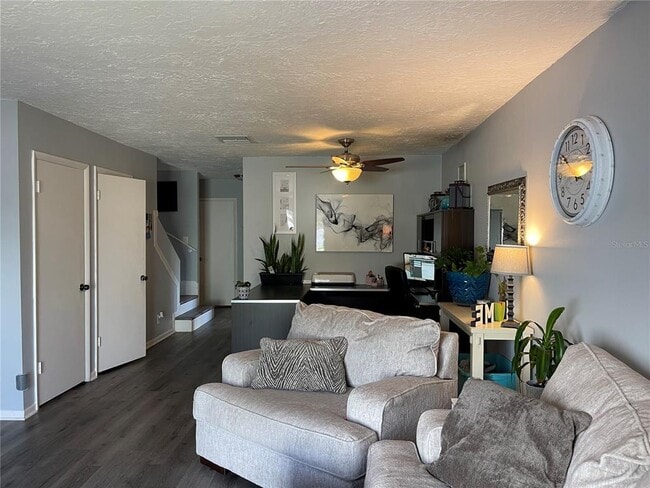 Photo - 8800 Bardmoor Blvd