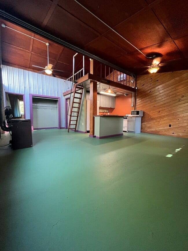 Photo - 432 Selma Rd