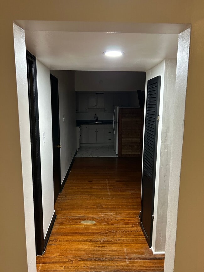 Photo - 1616 N Vermilion St Unit 1