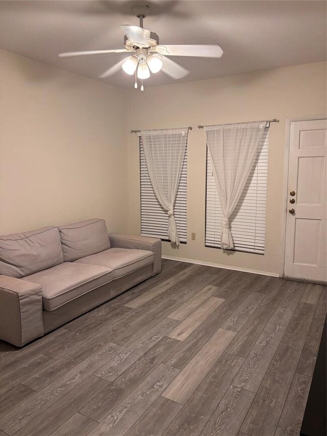 Photo - 2801 Rio Grande St Unit 208