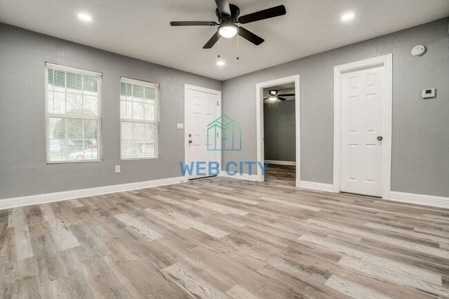 Photo - 1618 Marfa Ave