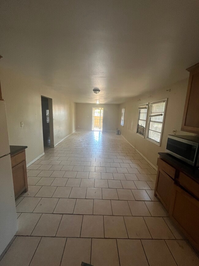 Photo - 8201 Bangle St