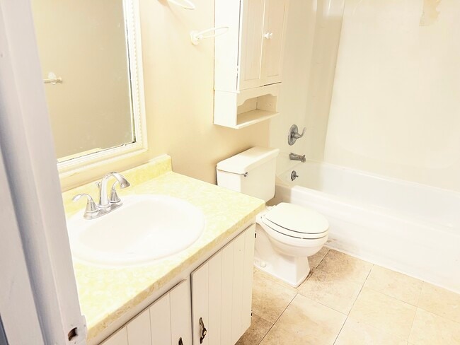 Photo - 8709 Candlewood Trl Unidad 8709 Candlewood trl