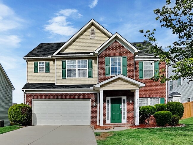 Building Photo - 456 Clearwater Dr