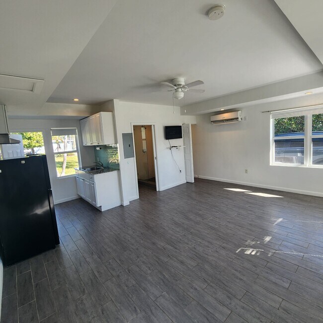 Photo - 14550 NE 2nd Ave Unidad Studio