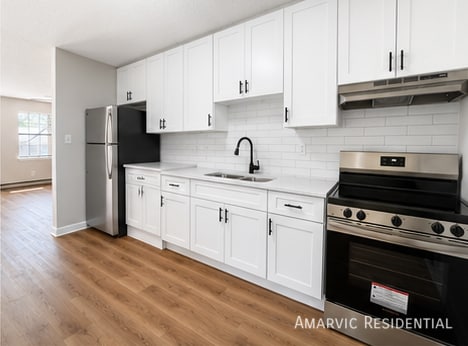 Photo - 2048 Godwin Ln