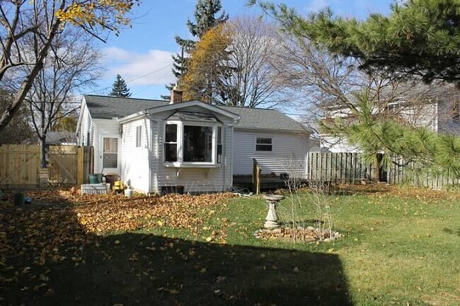 Photo - CHARMING BRICK RANCH JUST MINUTES FROM DOW...