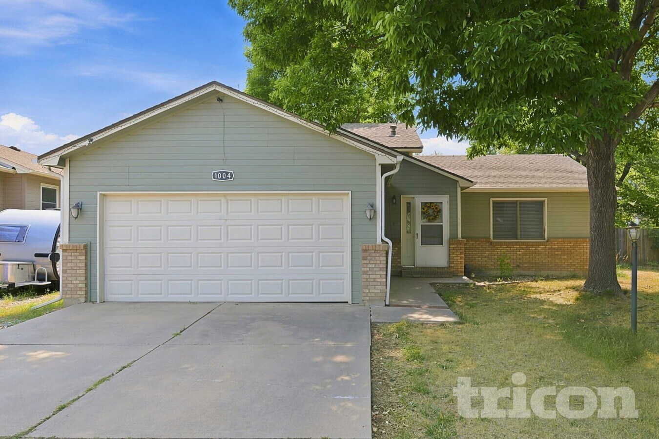 Photo - 1004 Blue Spruce Pl