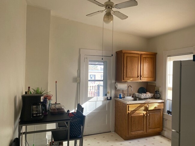 Photo - 319 N Charlotte St Unit Apt. 2