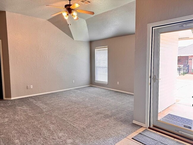 Photo - 2201 NW 155th St