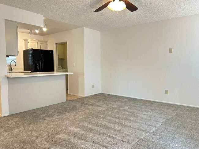 Photo - 3439 W Peppertree Ln