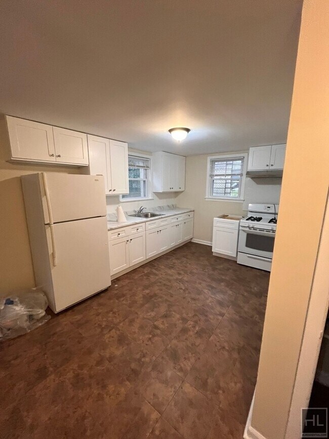 Overhill Place, Yonkers - Overhill Place, Yonkers Apartment