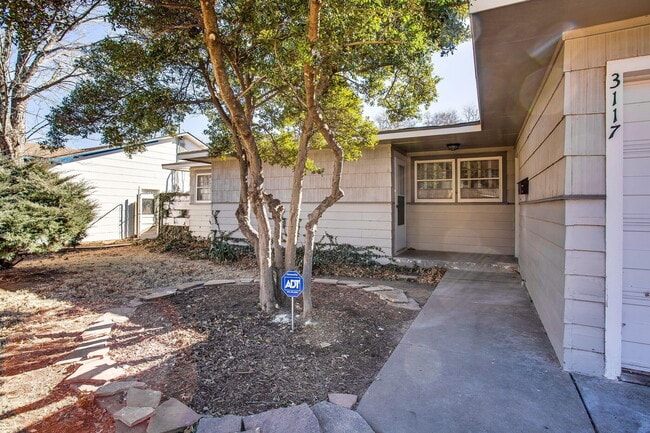 Photo - 3117 44th St