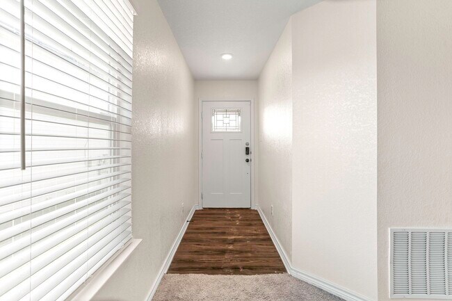 Photo - 15521 Selene View