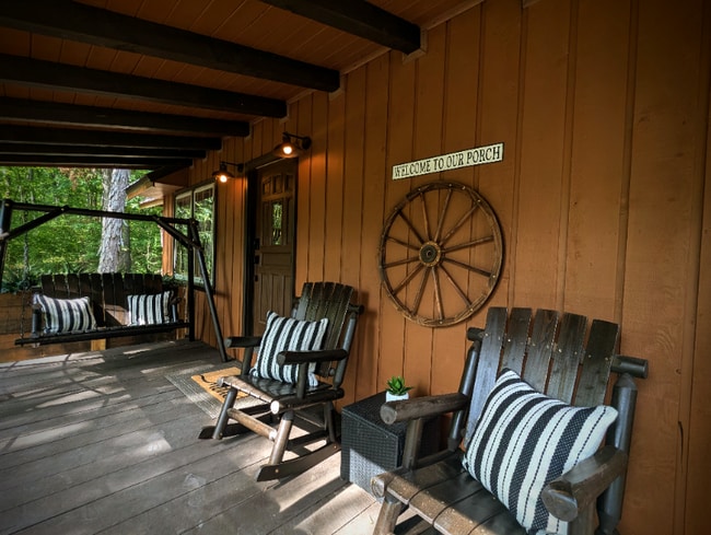 Building Photo - 1115 Bear Creek Pike