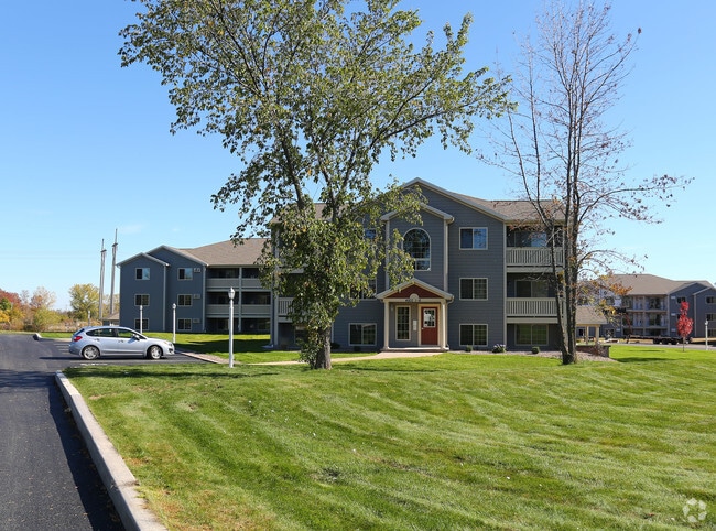 Ravada Hill Apartments