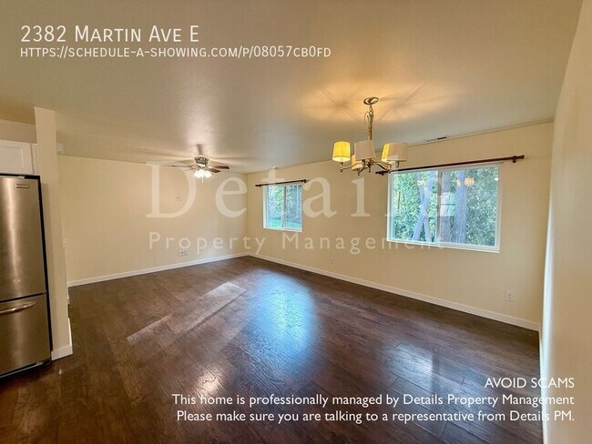 Photo - 2382 Martin Ave E