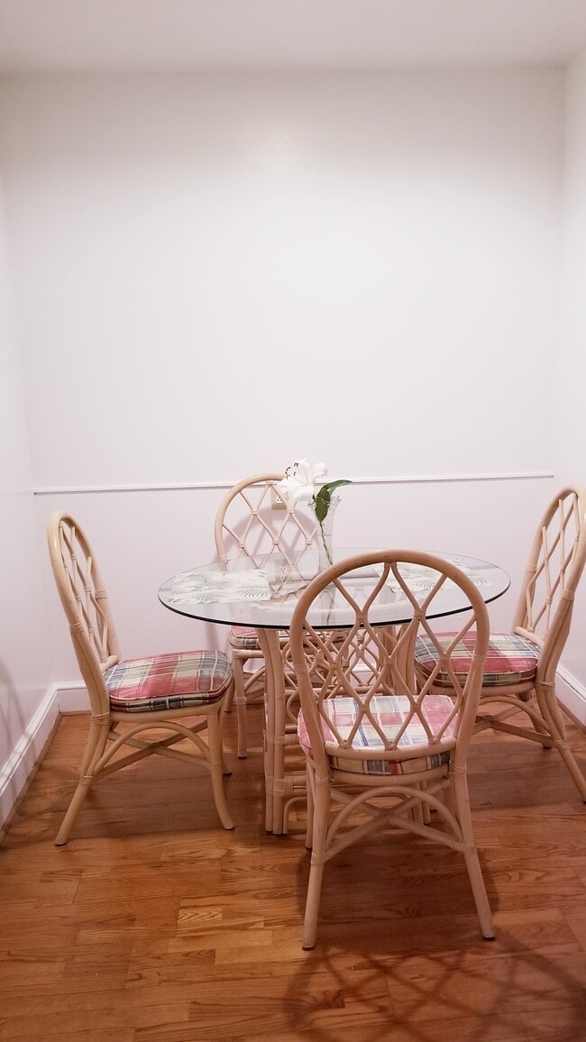 Photo - 342 Fairmont Ave Unit Apt 3