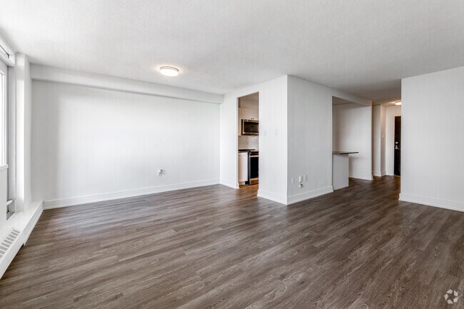 1BR, 1BA - 829SF - Living Room - 580 THE EAST MALL