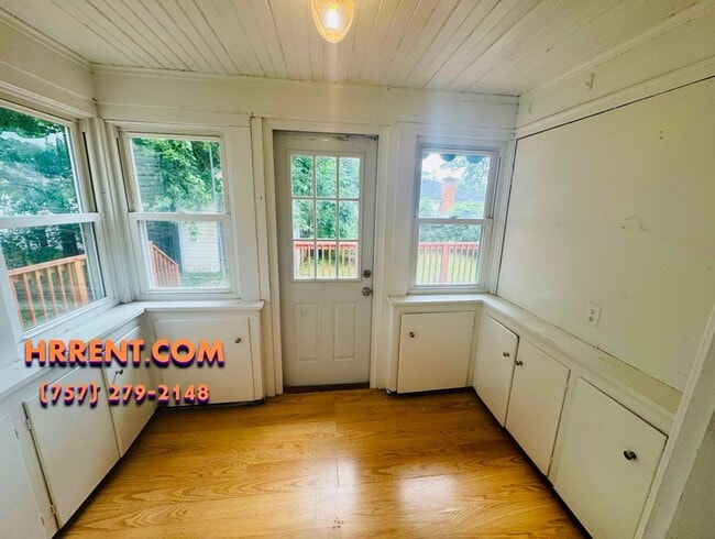 Photo - Lovely 3 Bedroom 2 Bath Single Family Home...